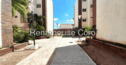 Hermoso Apartamento en Venta en Conjunto Privado, Variante Norte de Coro