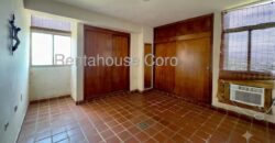 Amplio Apartamento en Venta en el Centro de Coro