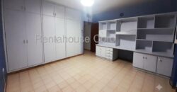 Amplio Penthouse en Venta en el Centro de Coro
