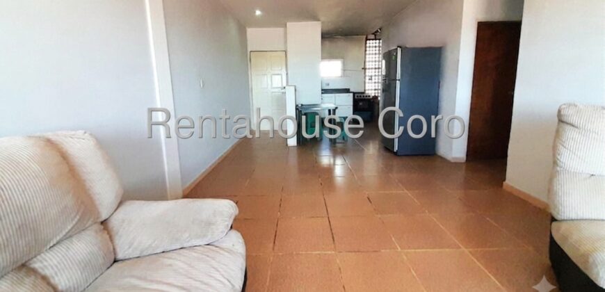 Hermoso Apartamento en Venta en Conjunto Privado, Variante Norte de Coro