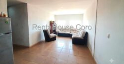 Hermoso Apartamento en Venta en Conjunto Privado, Variante Norte de Coro