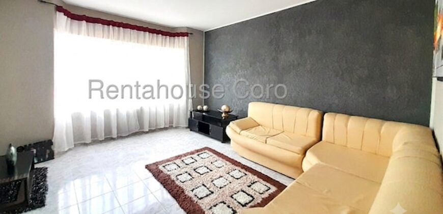 Hermosa Casa en Venta en sector Indepencencia, Conjunto Privado, Coro