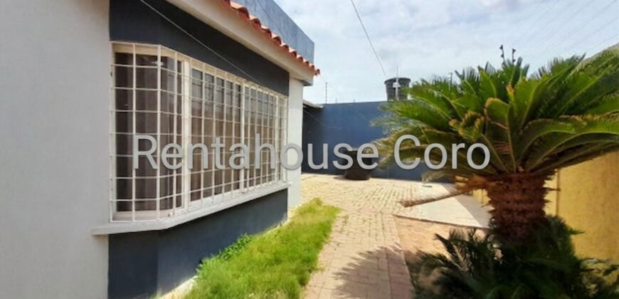 Hermosa Casa en Venta en sector Indepencencia, Conjunto Privado, Coro