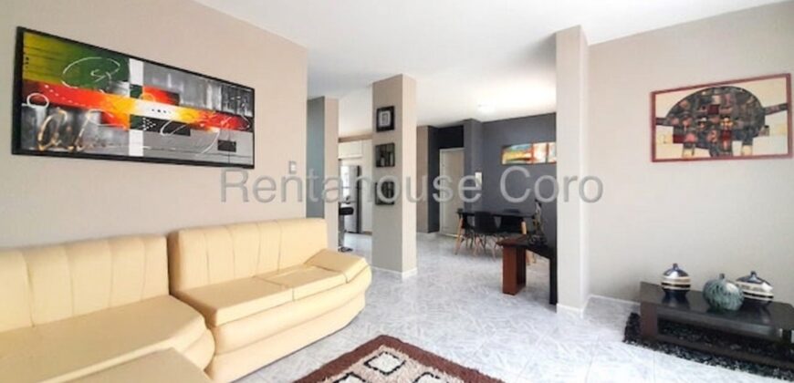 Hermosa Casa en Venta en sector Indepencencia, Conjunto Privado, Coro