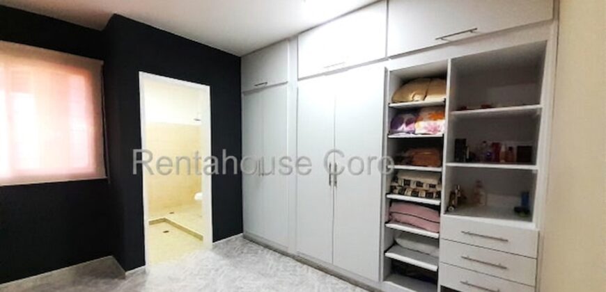 Hermosa Casa en Venta en sector Indepencencia, Conjunto Privado, Coro