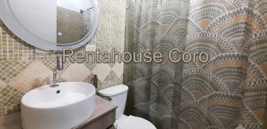 Hermosa Casa en Venta en sector Indepencencia, Conjunto Privado, Coro