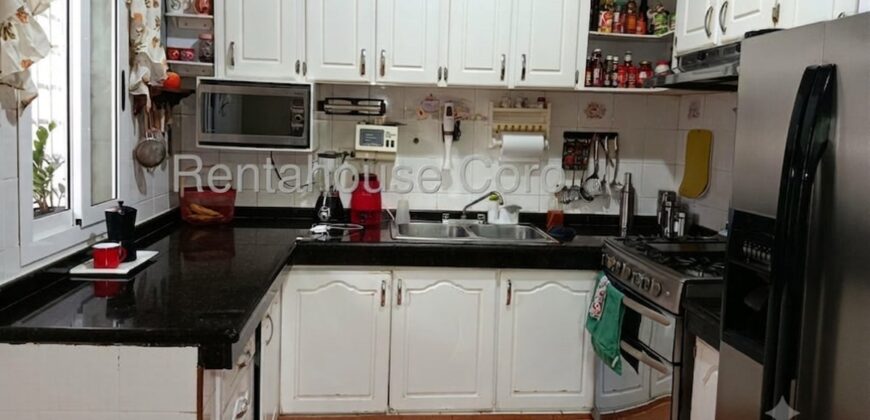 Bella Casa en Venta en Urb. Monseñor Iturriza de Coro