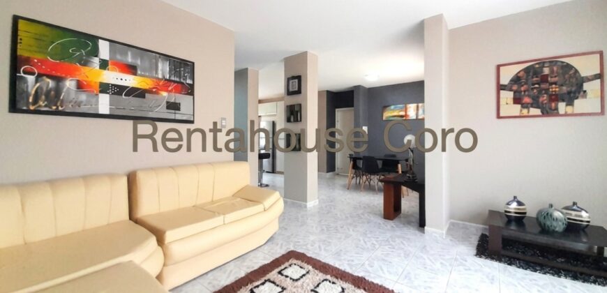 Hermosa Casa en Venta en sector Indepencencia, Conjunto Privado, Coro