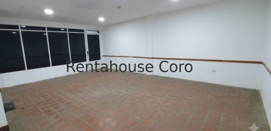 Local en Venta en pleno centro de Coro