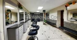 Amplia propiedad destacada históricamente de 3 locales y casa en Venta en Centro de Coro